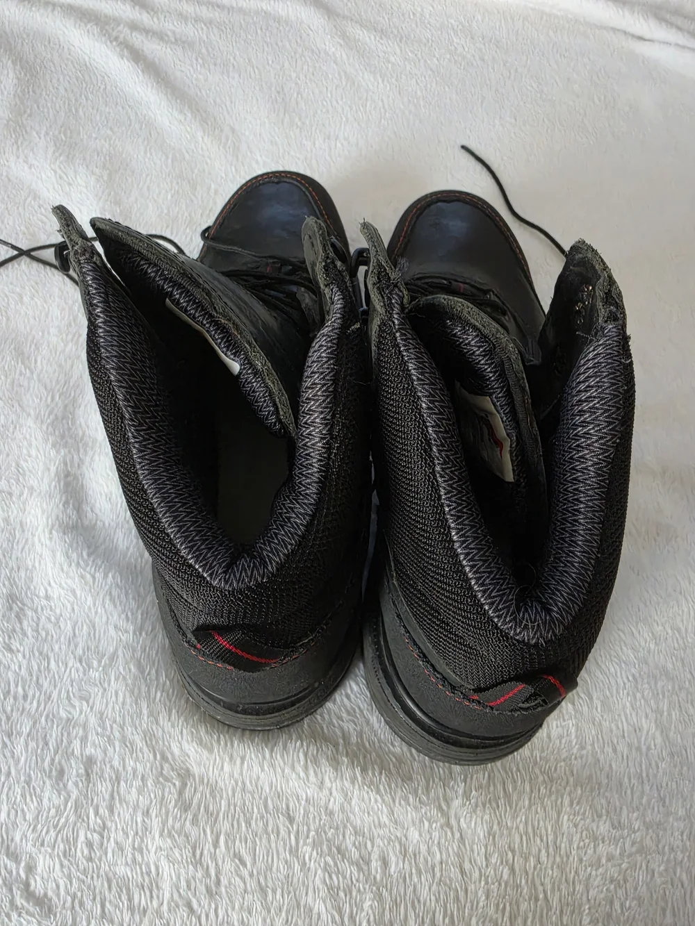 Black Red Wing Men BRNR XP 6-Inch Waterproof Safety Toe Boot (Style 2400) Sz 11